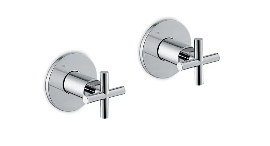 Newform Blink Bateria prysznicowa podtynkowa z przyłączami 1/2” część zewnętrzna chrom 70857E.21.018